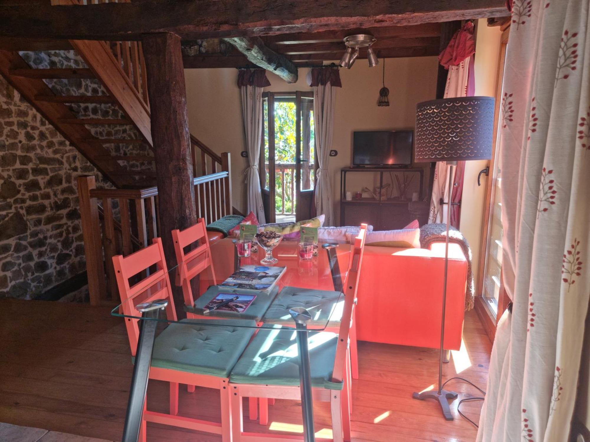 Apartament La Casa De Chimeneas