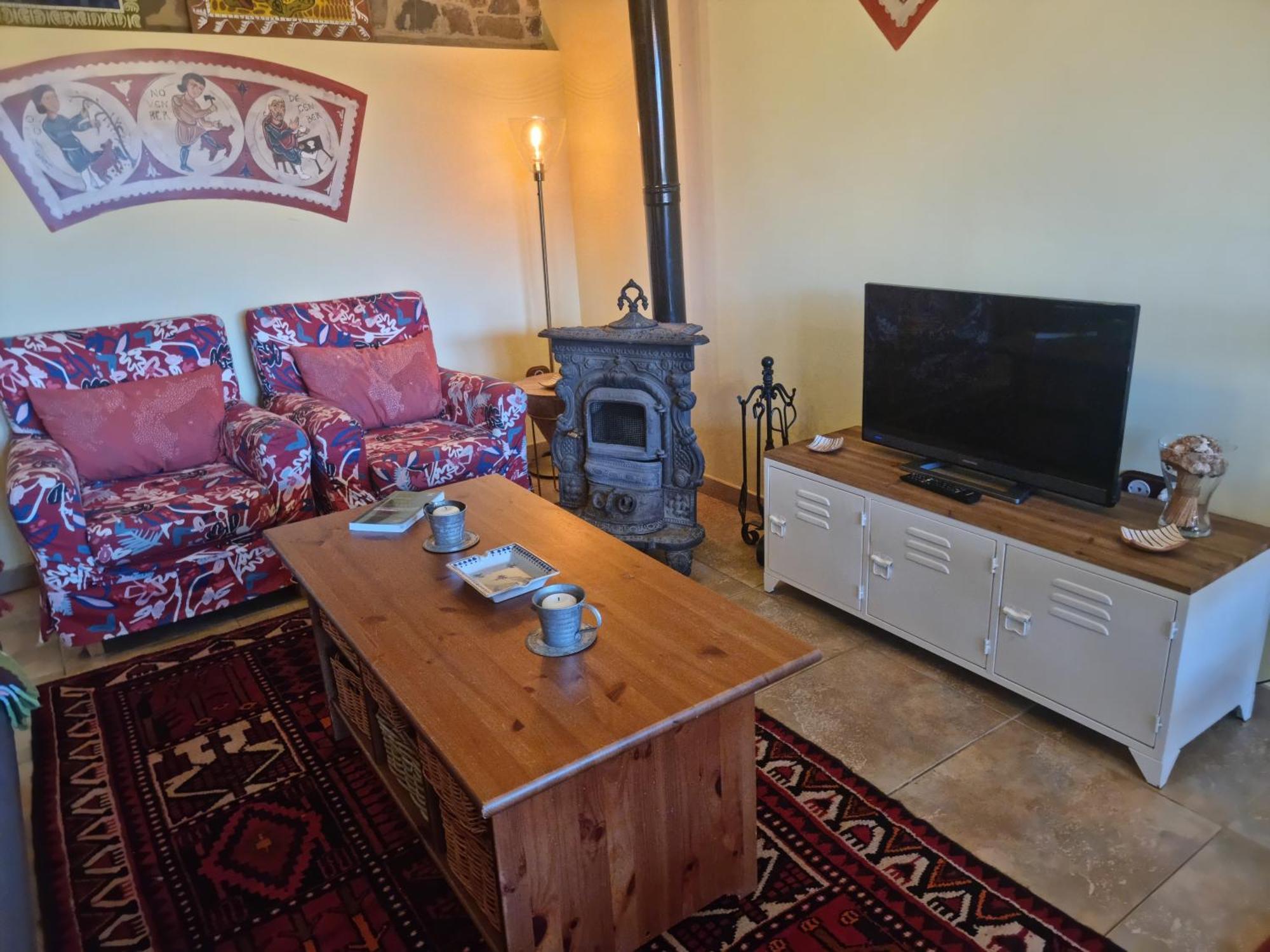 Apartament La Casa De Chimeneas Tudes