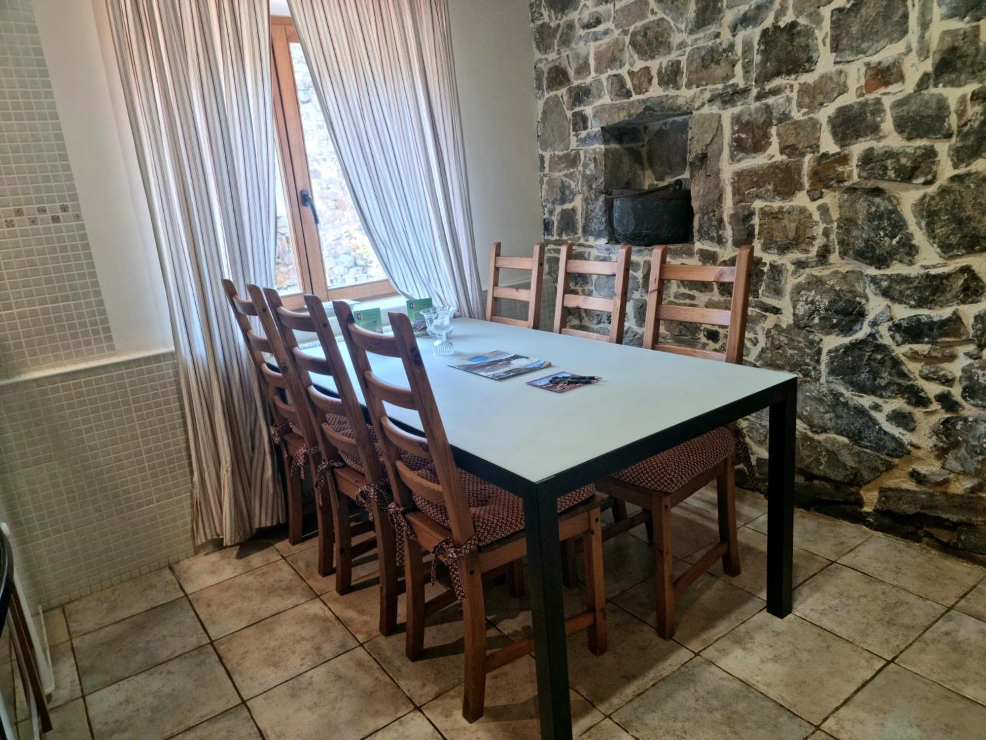 Apartament La Casa De Chimeneas Tudes