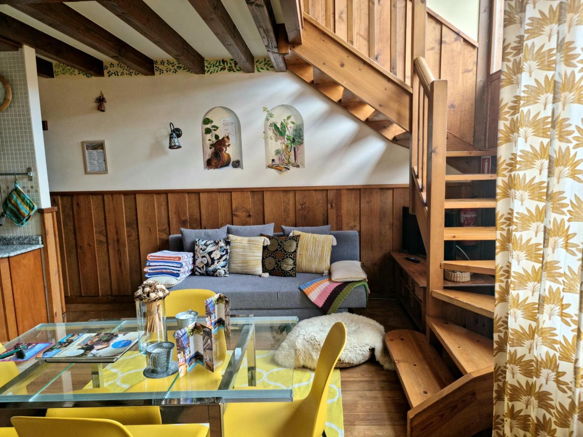Apartament La Casa De Chimeneas Tudes